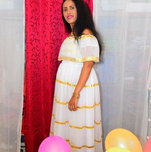 Meet your Posher, Rehaset